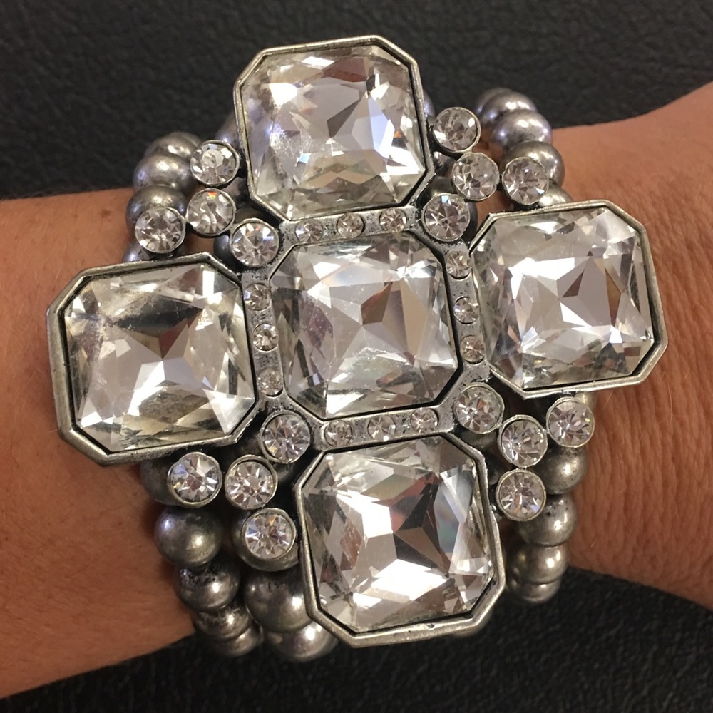 Rhinestone Cross bead bracelet